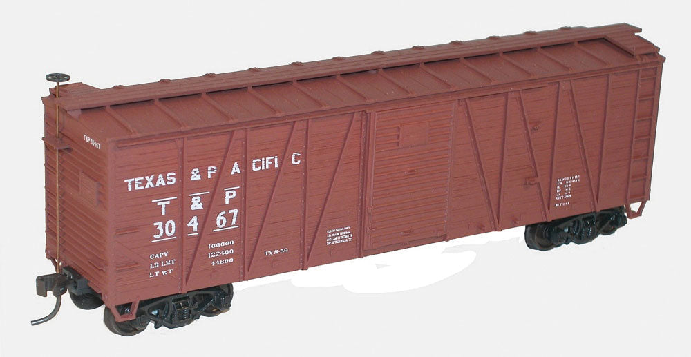 40' Single-Sheathed Wood Boxcar w/Steel Doors & Ends - Kit -- Texas & Pacific #30467 (Boxcar Red)