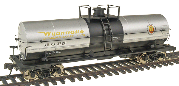 ACF 11,000-Gallon Tank Car w/Platforms -- Wyandotte Chemicals (SHPX) #3722 (silver, black, yellow)