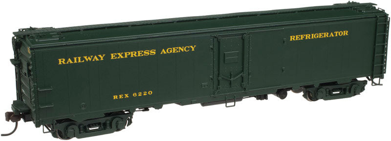 ACF/REA Steel Express Reefer - Ready to Run - Master(R) -- Railway Express Agency #6317 (Early-1950s, dark green, gold)