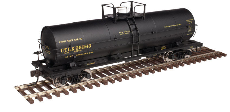 11,000-Gallon Tank Car w/Platform - Ready to Run - Master(R) -- Union Tank Car UTLX #96264 (black)