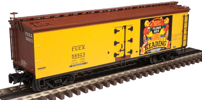 40' Wood Reefer - 3-Rail - Ready to Run -- Old Reading Pilsner Beer FGEX (Fantasy Scheme, yellow, Boxcar Red)