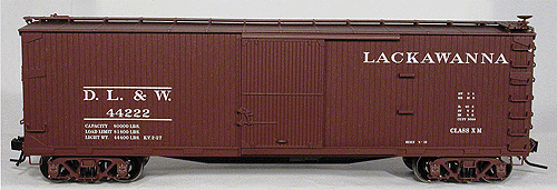 Atlas O Master(R) USRA Double-Sheathed Wood Boxcar - 2-Rail - Ready to Run -- Delaware, Lackawanna & Western (Boxcar Red, white)