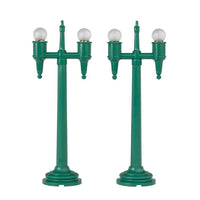 Twin Lampposts - Williams(TM)