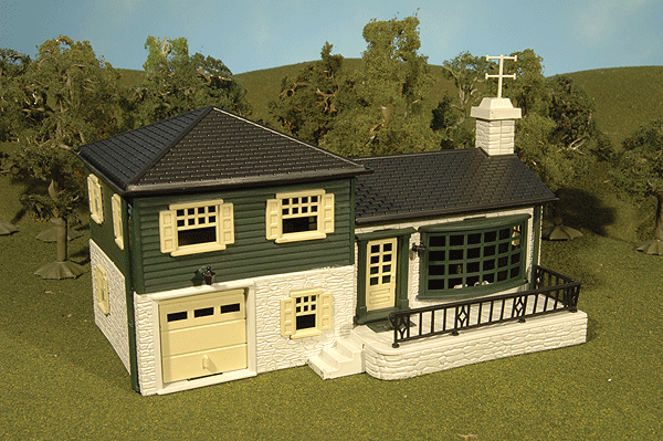 Plasticville Built-Up Building -- Split-Level House