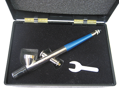 Airbrushes -- Model 200 Gravity Feed Airbrush Basic Set - Fine
