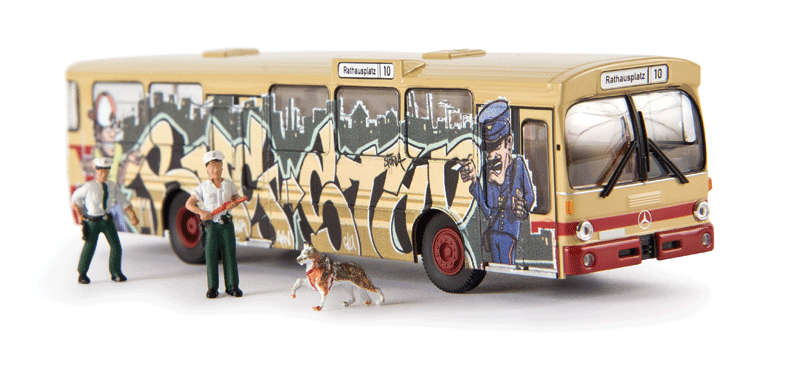 1967-1970s Mercedes-Benz O 305 City Bus - Assembled -- With 2 Police & 1 Dog Figure, Graffiti (beige, red, Multicolor Graphics)