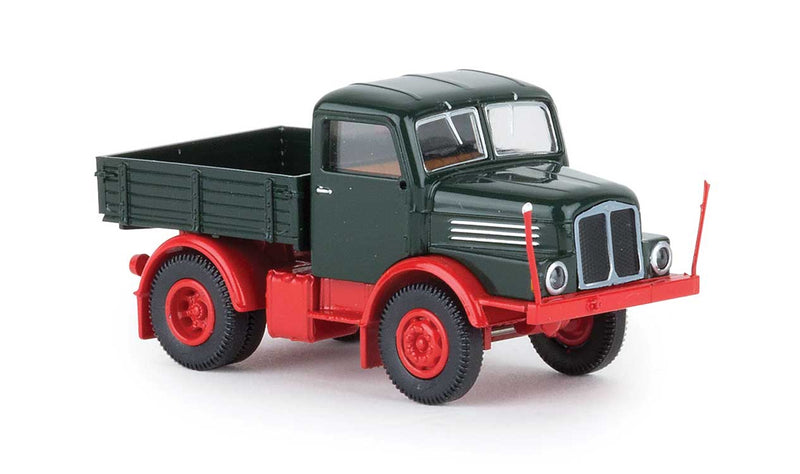 IFA S 4000-1 Heavy-Duty Low-Side Tractor - Assembled -- Green, Red