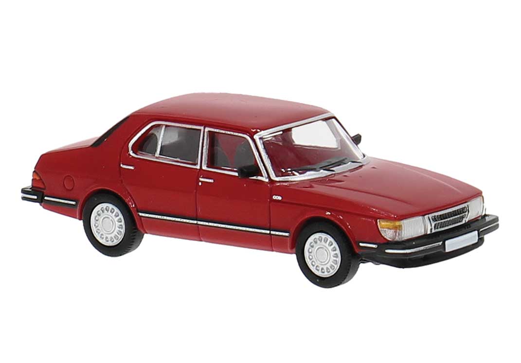 1986 Saab 900 - Assembled -- Red