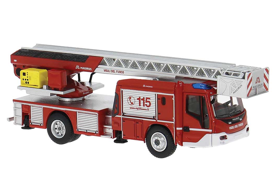 Magirus M32L-AS Fire Ladder Truck - Assembled -- Vigili del Fuoco (red, white, Italian Lettering)