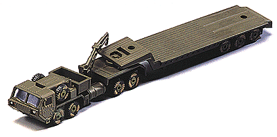 Military - US/NATO - Heavy Trucks -- HEMTT M983 Tractor w/Crane & 3-Axle Gooseneck Flatbed Trailer (Olive Drab)