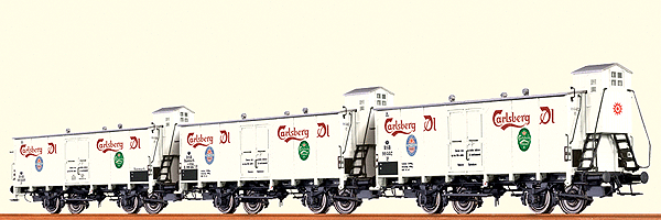 Wood Beer Reefer w/Brakeman's Cab 3-Pack - Ready to Run -- Carlsberg Beer/Danish State Railway DSB (Era III, white, red, green)