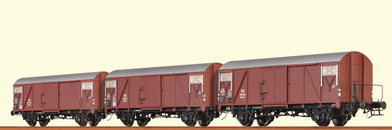 Type Gms 54 Steel Boxcar 3-Pack - Ready to Run -- German Federal Railroad DB #256 080, 266 362, 257 927 (Era III, Boxcar Red,