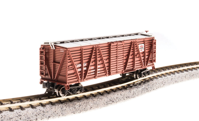 PRR K7 Stock Car w/Cattle Sounds - Ready to Run -- Dubuque Packing Company DBQX (Boxcar Red, silver)