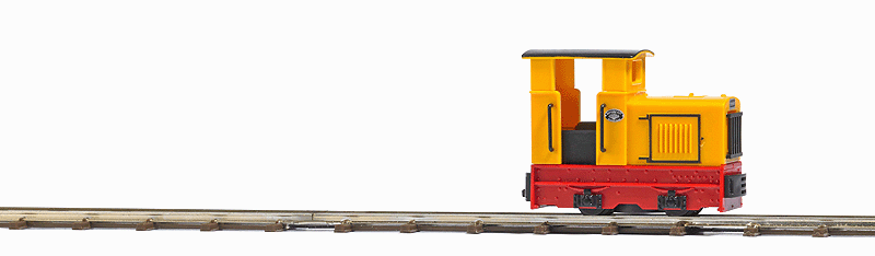 Gmeinder 15/18 w/Cab - 3V Battery Powered (Uses Z Gauge Track) - Feldbahn -- Saxon Railroad Museum, Chemnitz, Germany (yellow, red)
