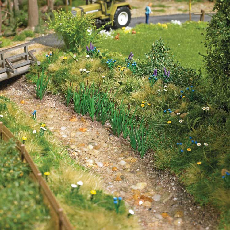Forest Flowers Kit -- 4 Wild Lupins, 5 Cornflowers, 8 Poppies, 24 Daisies, 4 Ferns, 24 Cattails &-2
