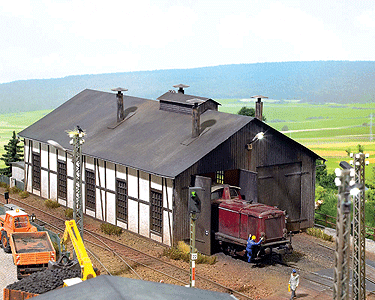 Half-timbered Locomotive Shed - Kit -- 10-7/16 x 5-1/2 x 4-3/4" 26.5 x 14.1 x 12cm, Track Centers: 2-1/2" 6.3cm