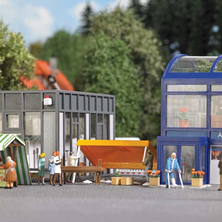 Building an Outdoor Market Stall Complete Miniature Scene -- 2 Figures, Table, Bench, Canopy, Crate-2