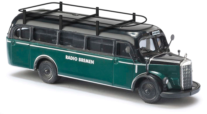 1949 Mercedes-Benz O-3500 Bus - Assembled -- Ubertragungswagen (green, black, German Lettering)