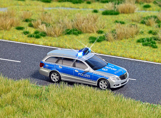 Mercedes-Benz E-Klasse Station Wagon w/Working Emergency Flashers - Assembled -- Police (blue, silver, German Lettering)