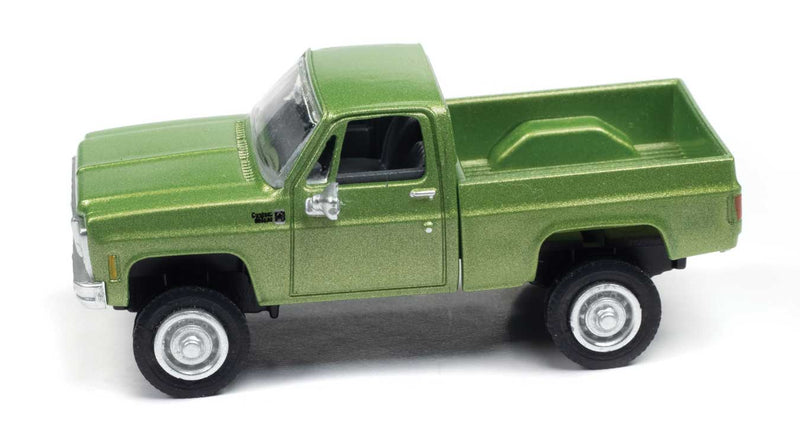 1975 Chevy Pickup - Assembled -- Medium Lime Green Poly-1