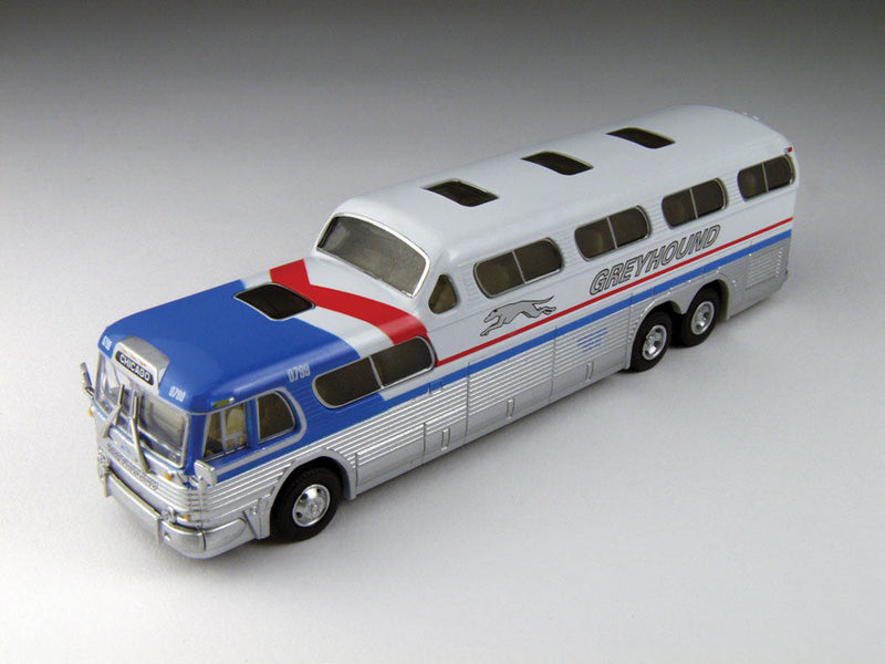 1954 GMC PD4501 Scenicruiser Bus - Assembled -- Greyhound (1973-78 Scheme; silver, white, red, blue; Destination: Chicago)-1
