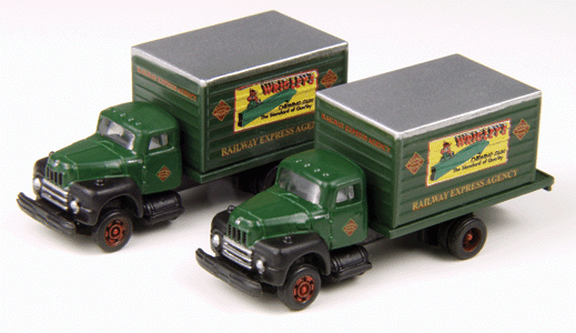 1953 IH R-190 Delivery Truck 2-Pack - Assembled - Mini Metals -- Railway Express Agency (green, red, Billboard Ad on Side)