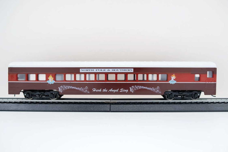 Streamlined Coach - Ready to Run -- Christmas 2021