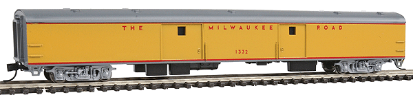 85' Smooth Side Passenger Baggage -- Milwaukee