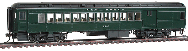 Heavyweight 65' Branchline Combine w/Lights - Ready to Run -- New Haven (Hunter Green, black roof, silver-gray lettering)