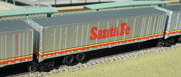 RoadRailer Trailers -- Santa Fe 5-Pack w/Coupler Mate 2-Pack