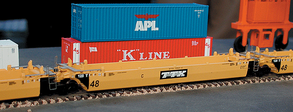 Maxi Stack III 5-Unit Intermodal Well Car -- TTX Company #3
