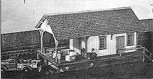 Small Freighthouse