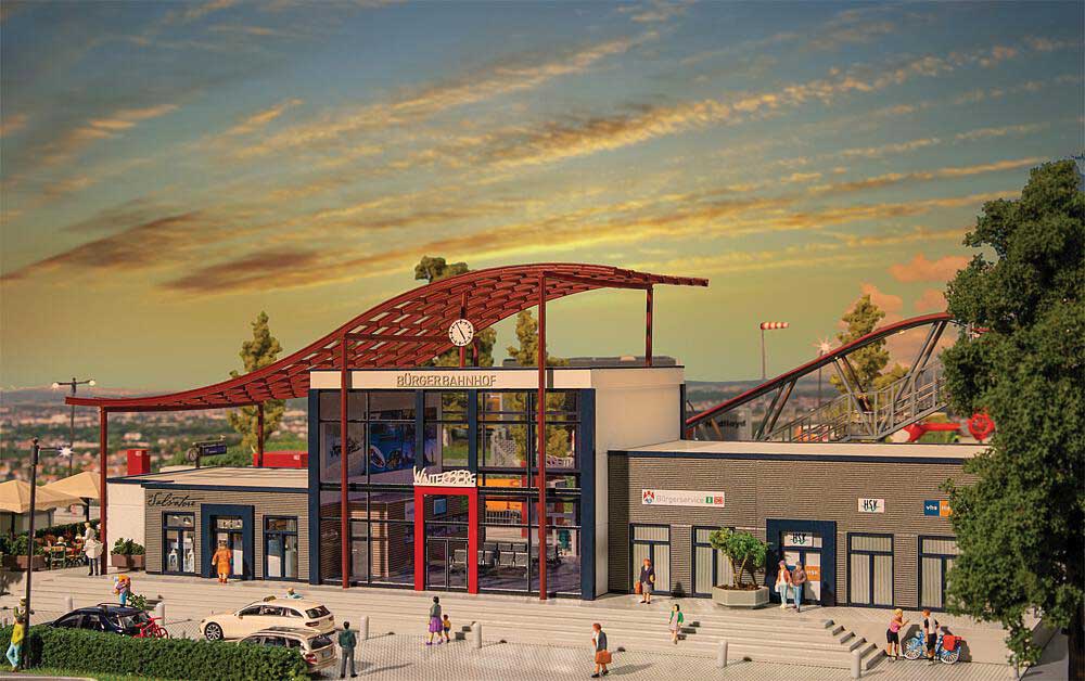 Winterberg Citizens' Train Station -- Kit - 20 x 7-11/16 x 6-1/8" 51 x 19.5 x 15.5cm-5