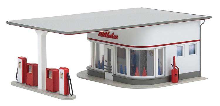 1950s Gas Station -- Kit - 5-9/16 x 3-13/16 x 1-1/16" 14.1 x 9.7 x 5.3cm-1