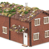 Norwegian House -- Laser-Cut Wood Kit - 5-5/8 x 5-5/8 x 2-15/16" 14.2 x 14.2 x 7.5cm