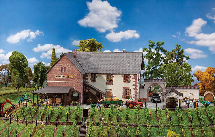 Winery with Details -- Kit - 10-11/16 x 6-3/4 x 5-5/8" 27.2 x 17.2 x 14.3cm