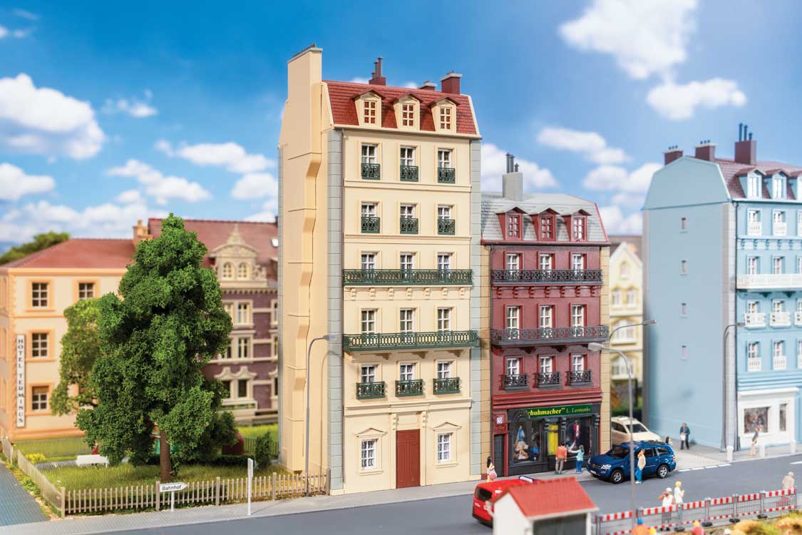 Six-Story Townhouse -- Kit - 4-1/8 x 4-3/8 x 10-9/16" 10.5 x 11.1 x 26.8cm-1