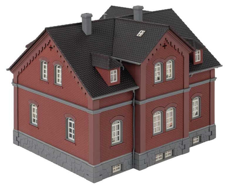 Bergmannsplatz House #2 -- Kit - 6-5/16 x 5 x 4-7/8" 16 x 12.8 x 12.4cm-3