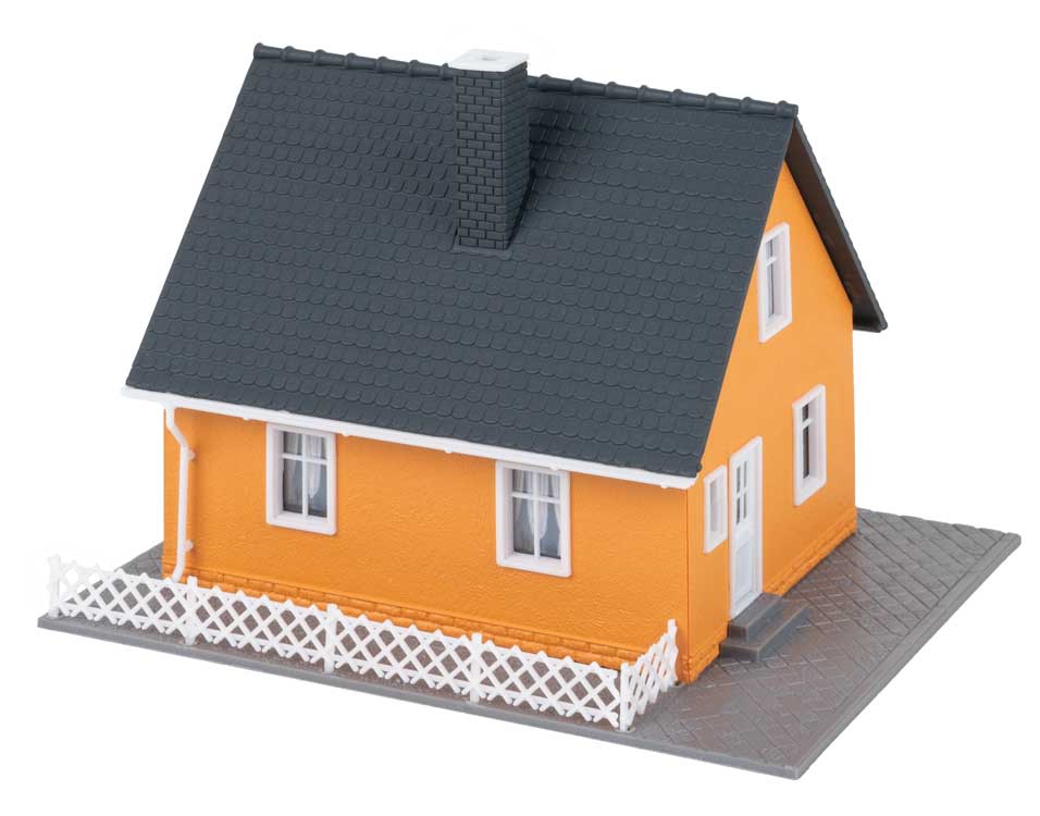 Settlement Tract House -- Kit - 4-15/16 x 3-7/8 x 3-5/8" 12.5 x 9.8 x 9.2cm-2