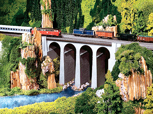 Viaduct Bridge - 2 Track - Weathered Model -- Straight; 8-13/16 x 2-15/16 x 5-7/16" 22 x 7.3 x 13.6cm