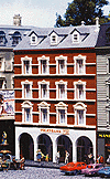 People's Bank & Offices/Apartments -- 3-11/16 x 3-1/2 x 5-1/4" 9.2 x 8.8 x 13.1cm