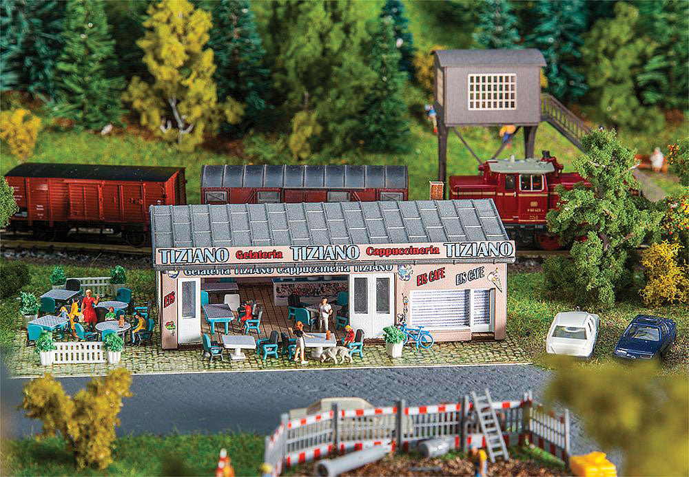 Tiziano Ice Cream Parlor -- Laser-Cut Wood Kit - 3-5/8 x 2-7/16 x 1-5/16" 9.1 x 6.2 x 3.3cm