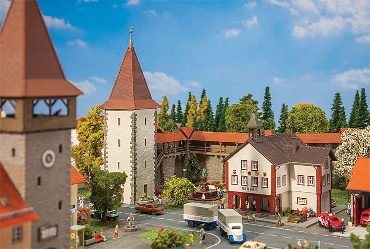 Old-Town Wall Set -- Kit-1
