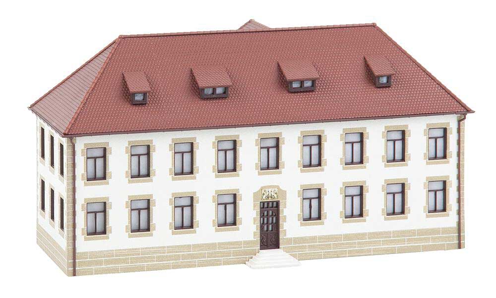 District Court -- Kit - 6-1/2 x 3-1/4 x 3-3/8" 16.5 x 8.2 x 8.6cm-3