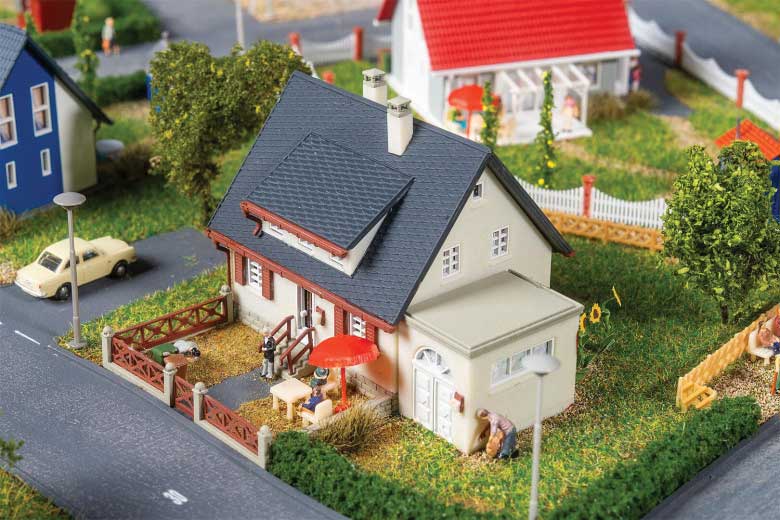 Single-Family House -- Kit - 2-7/8 x 3-1/16 x 2-1/16" 7.3 x 7.8 x 5.3cm-3