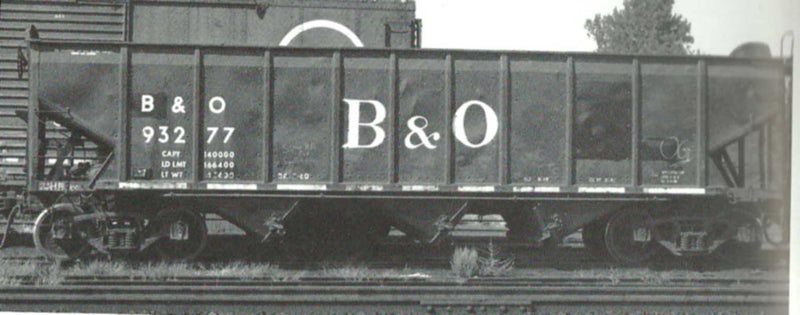 C&O All-Welded 3-Bay Hopper - One-Piece Body Resin Kit -- With White Chesapeake & Ohio and Baltimore & Ohio Futura Decals