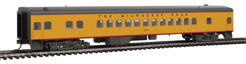 Milwaukee Road 1935 Hiawatha Streamlined Coach - Ready to Run -- Milwaukee Road #4432 (Post-1956 UP Armour Yellow, gray)