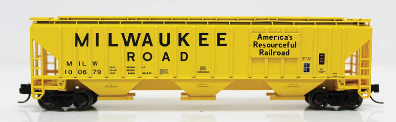4750 Cu.Ft. 3-Bay Covered Hopper - Ready to Run -- Milwaukee Road 100698 (yellow, America's Resourceful Railroad Slogan)