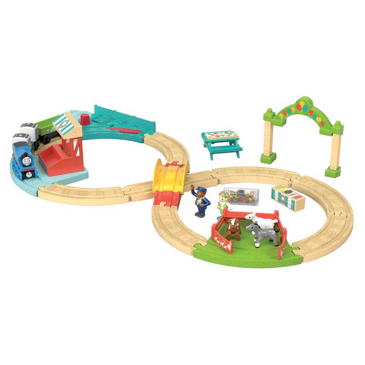 Thomas Celebration Set - Thomas and Friends(TM) Wooden Railway