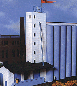 Midwestern United States Grain Elevator -- Kit - 14-3/8 x 6-3/8 x 12-3/8" 36 x 16 x 31cm
